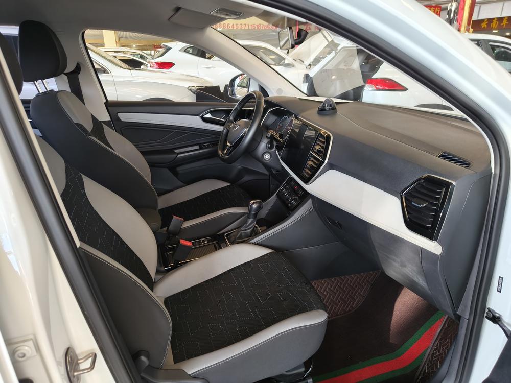 Jetta Jetta VS5