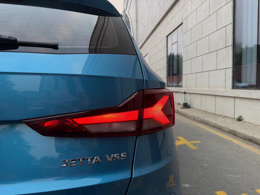 Jetta Jetta VS5