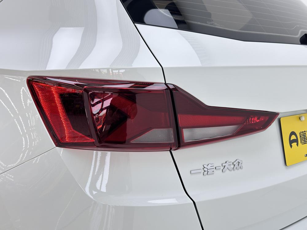 Jetta Jetta VS5