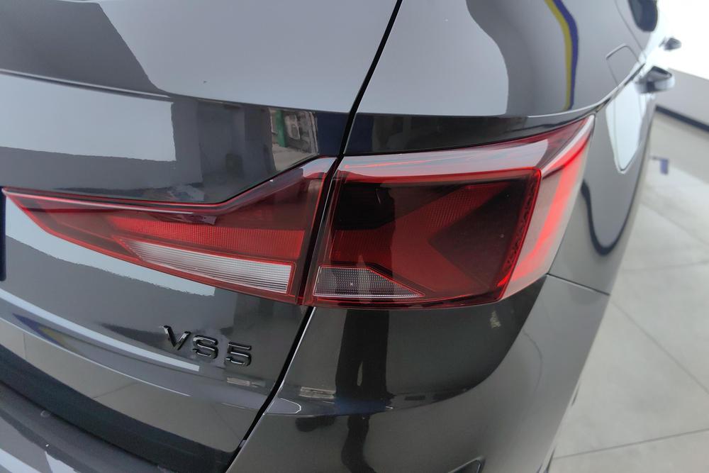 Jetta Jetta VS5