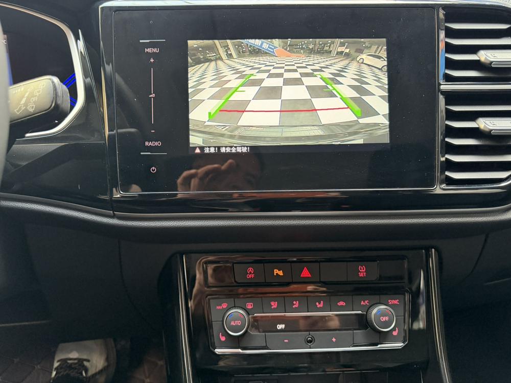Jetta Jetta VS5