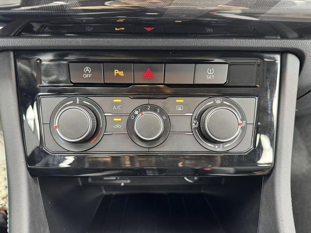 Jetta Jetta VS5