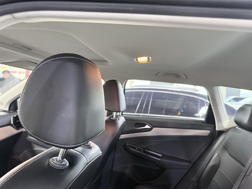 Jetta Jetta VS5