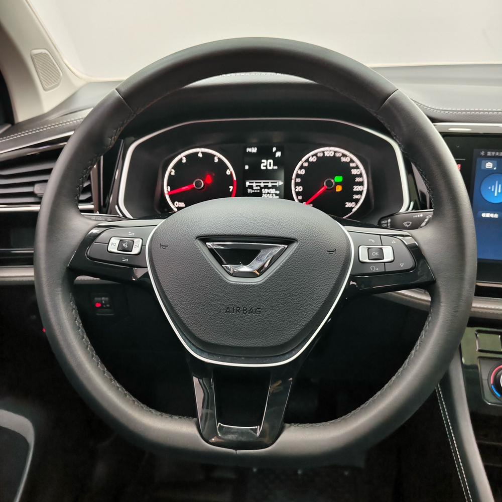 Jetta Jetta VS5