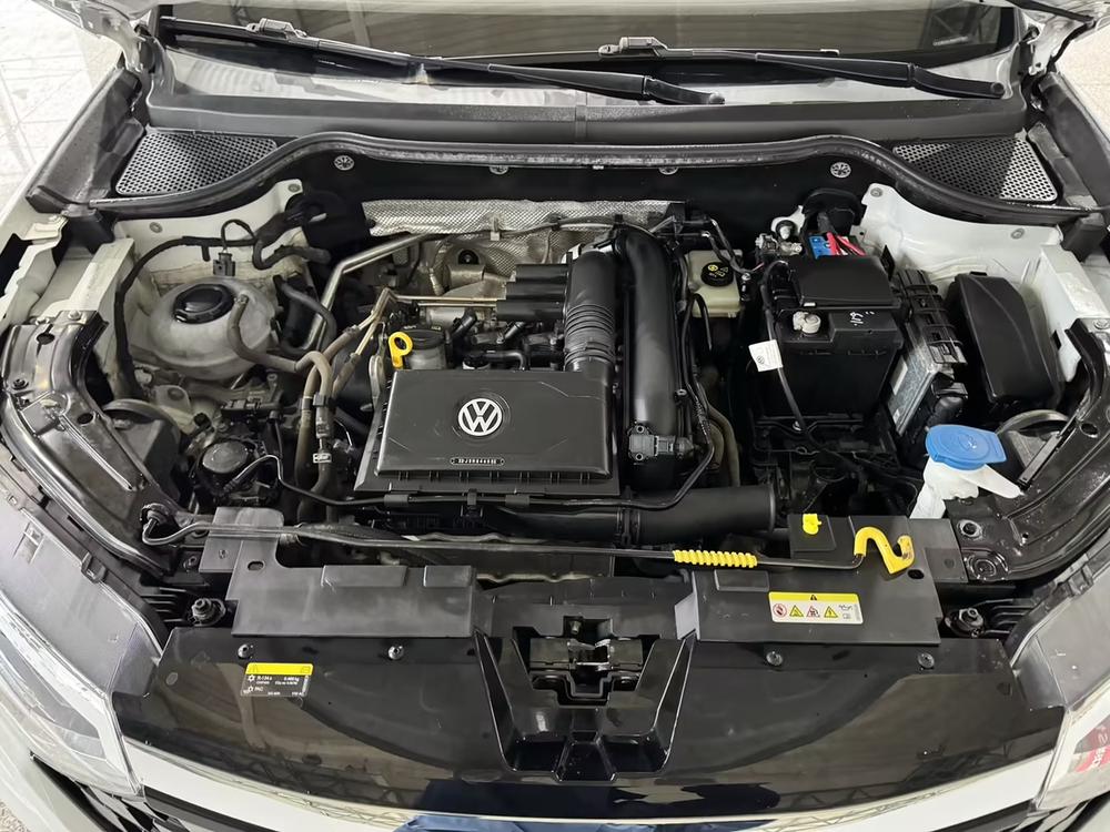 Jetta Jetta VS5