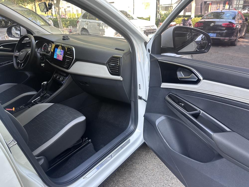 Jetta Jetta VS5