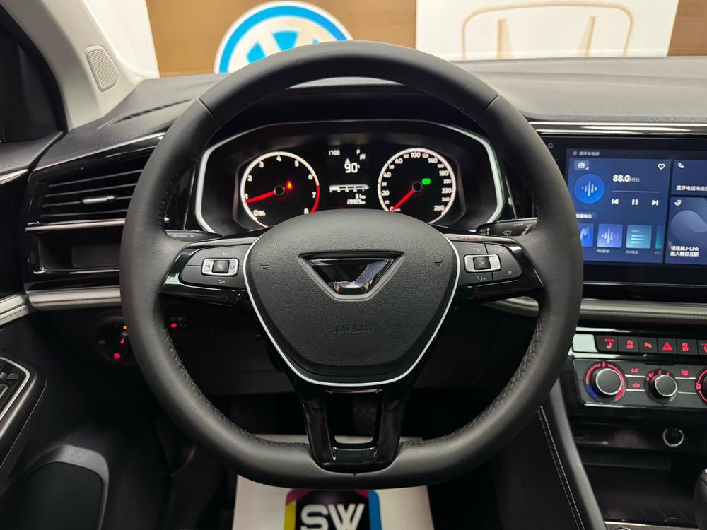 Jetta Jetta VS5