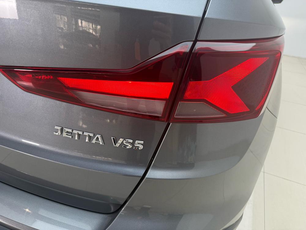 Jetta Jetta VS5