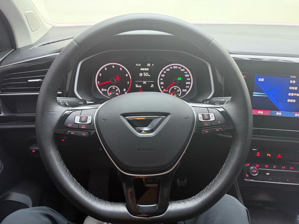 Jetta Jetta VS5
