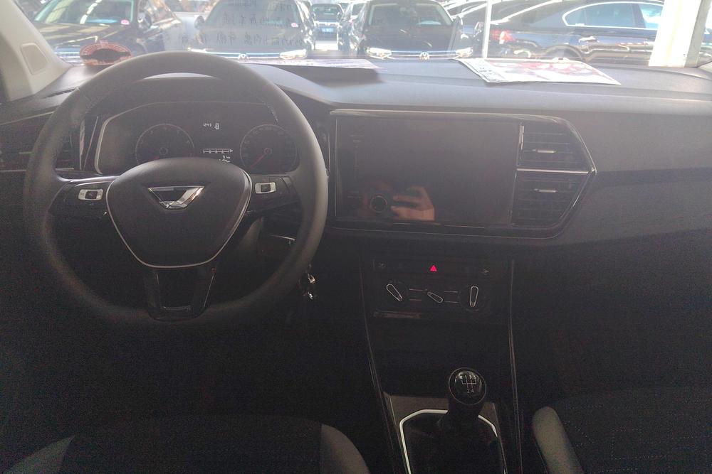 Jetta Jetta VS5