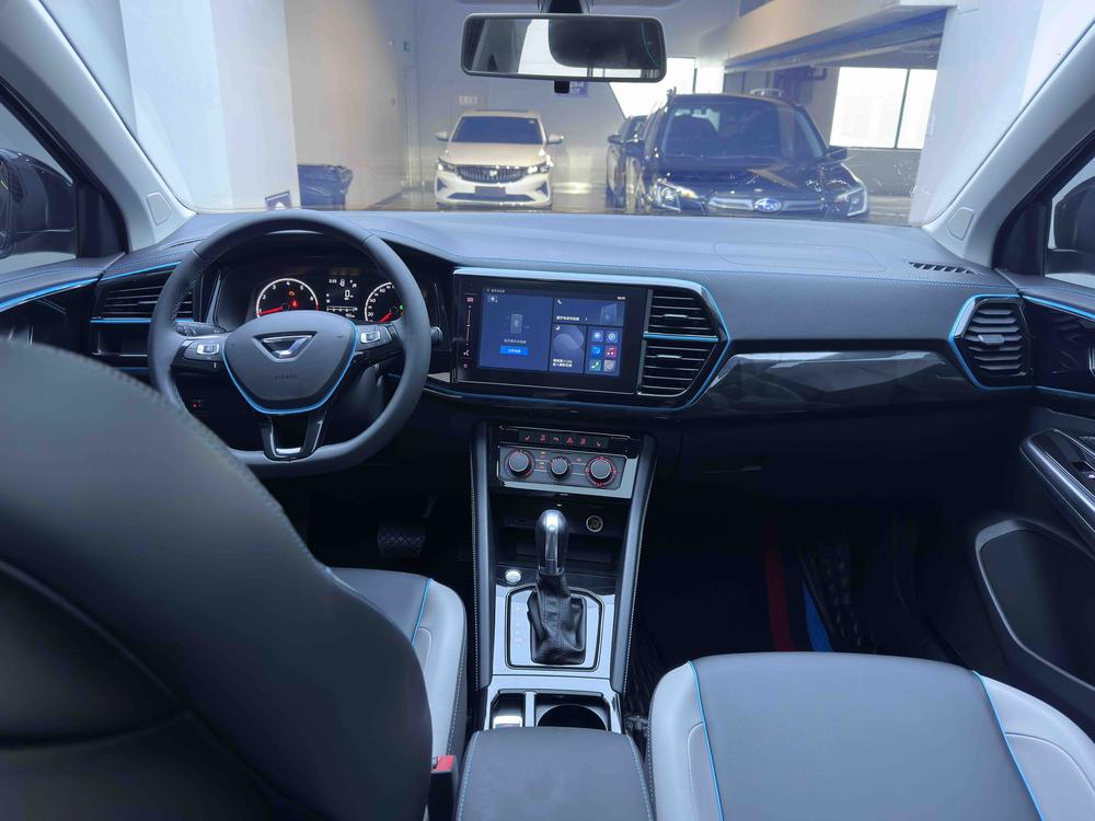 Jetta Jetta VS5