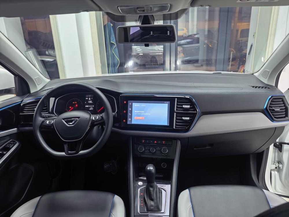 Jetta Jetta VS5