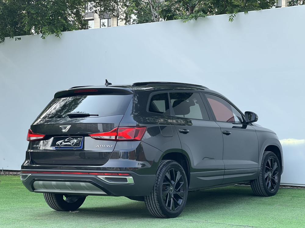 Jetta Jetta VS7