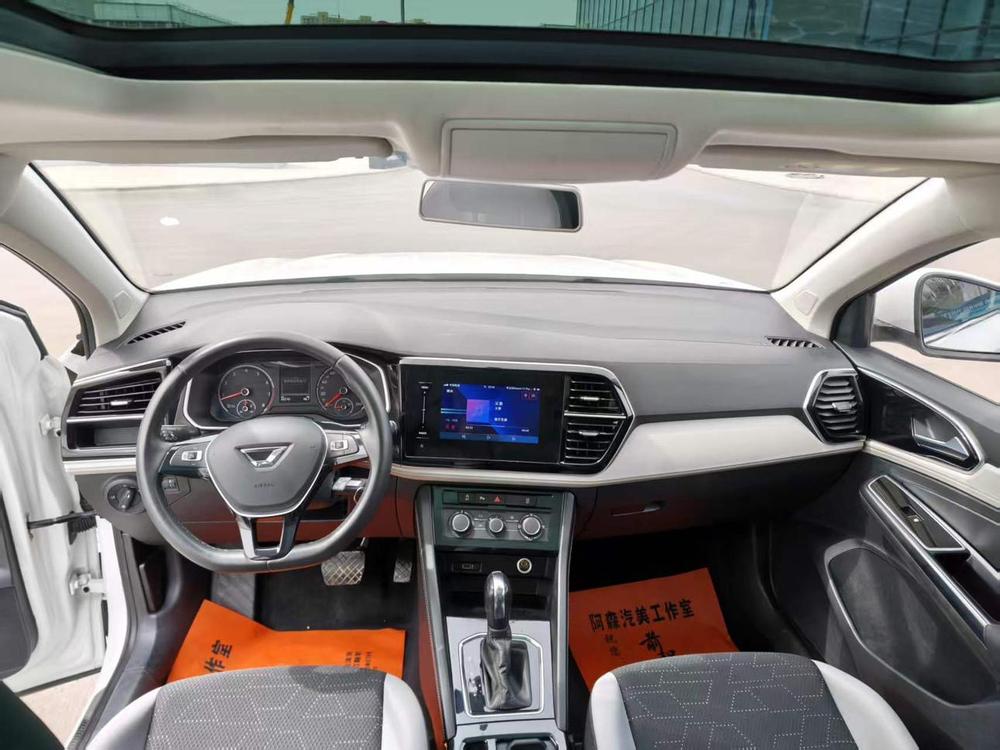 Jetta Jetta VS7