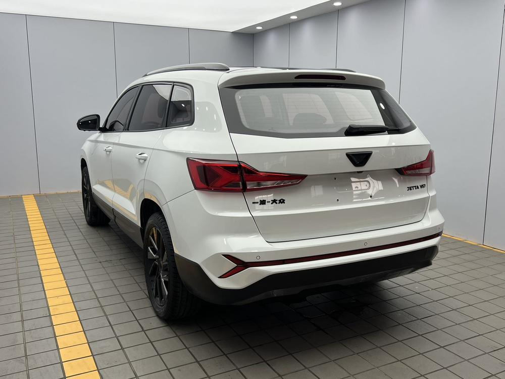 Jetta Jetta VS7