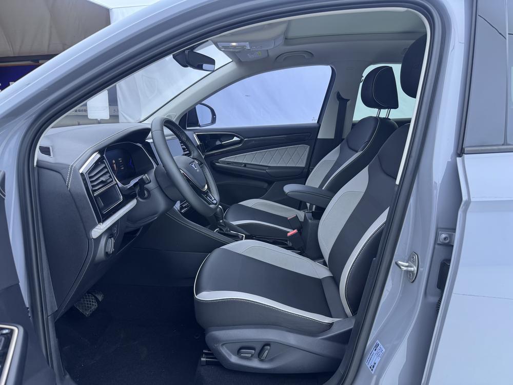 Jetta Jetta VS7