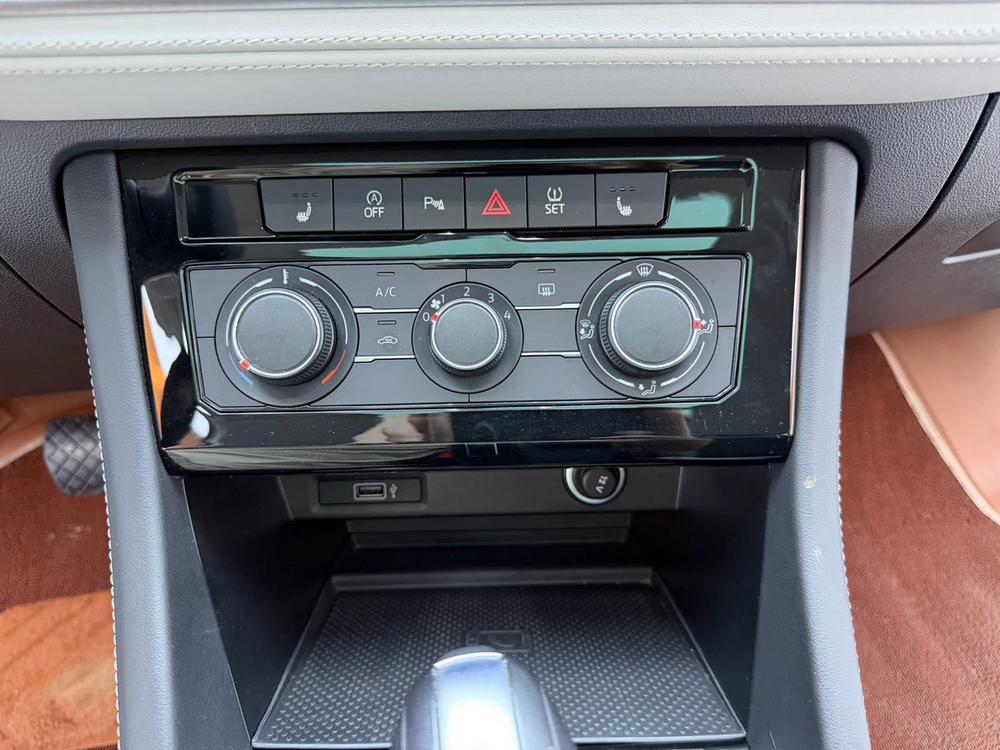 Jetta Jetta VS7