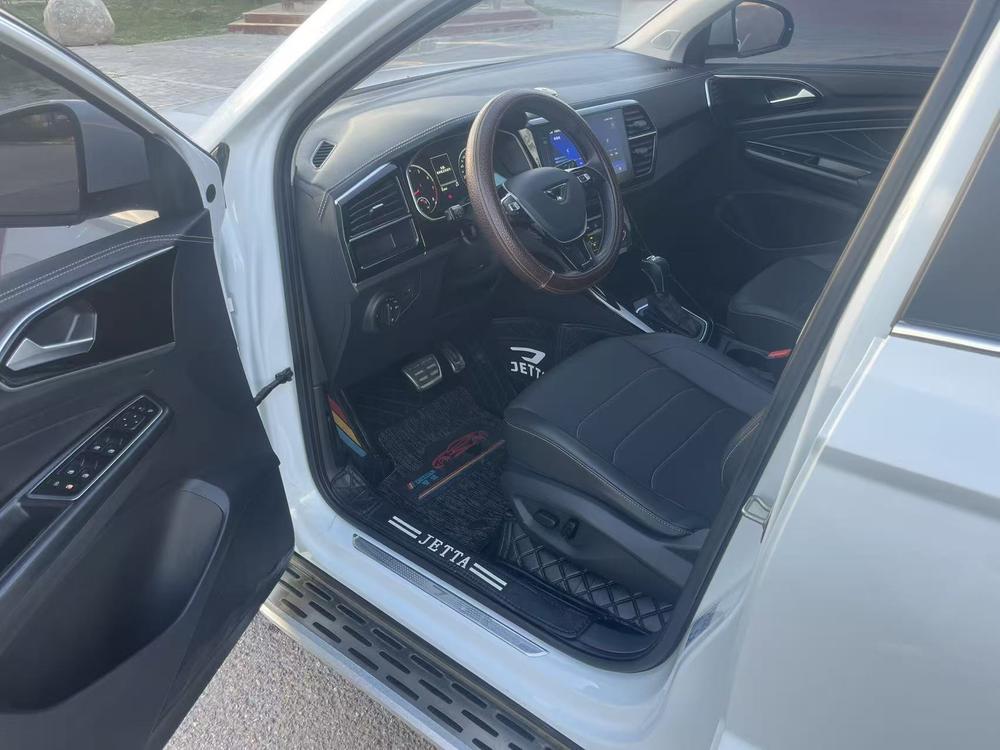 Jetta Jetta VS7