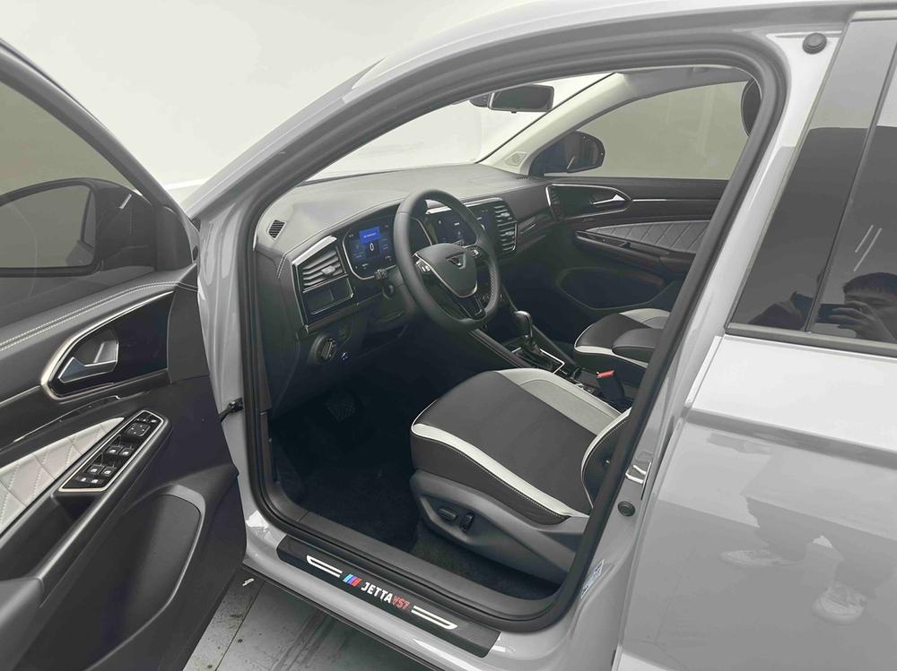 Jetta Jetta VS7