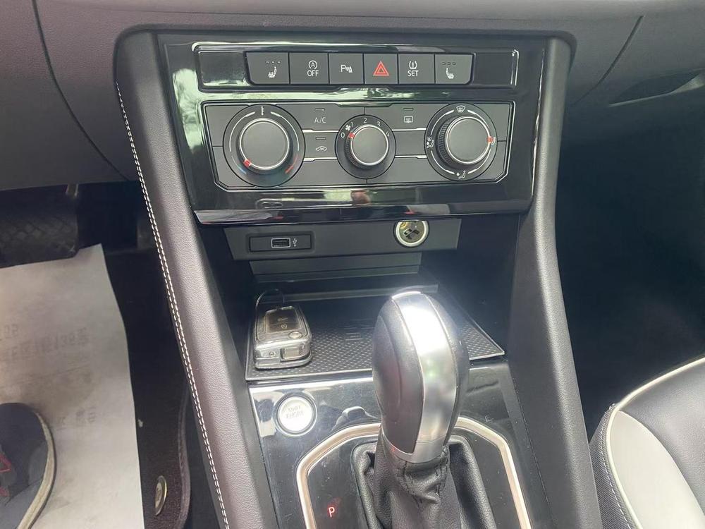 Jetta Jetta VS7