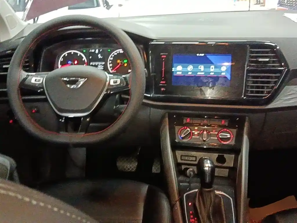 Jetta VS5