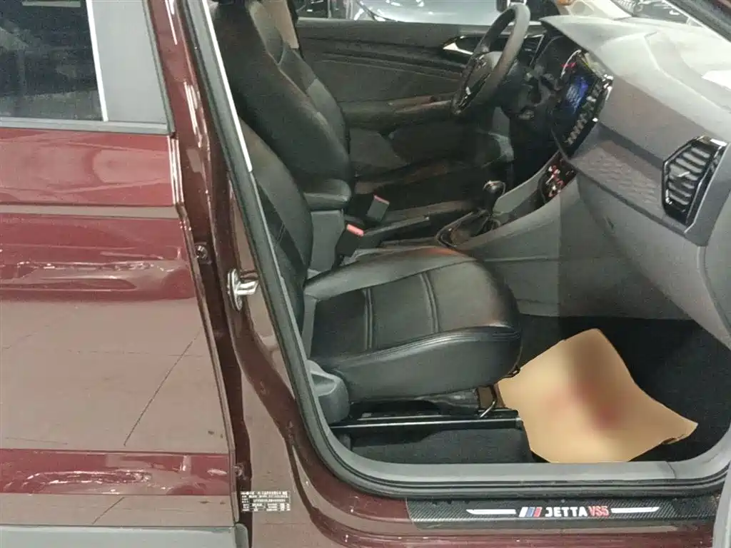 Jetta VS5