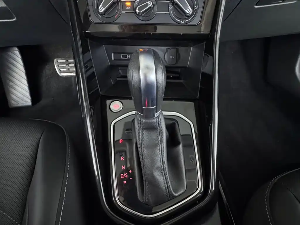 Jetta VS7