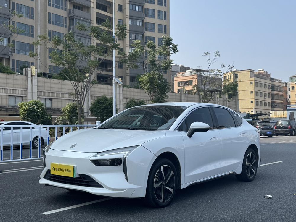 JMC EV Yi