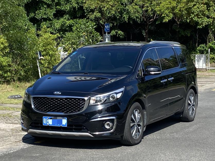 Kia Carnival (Import)