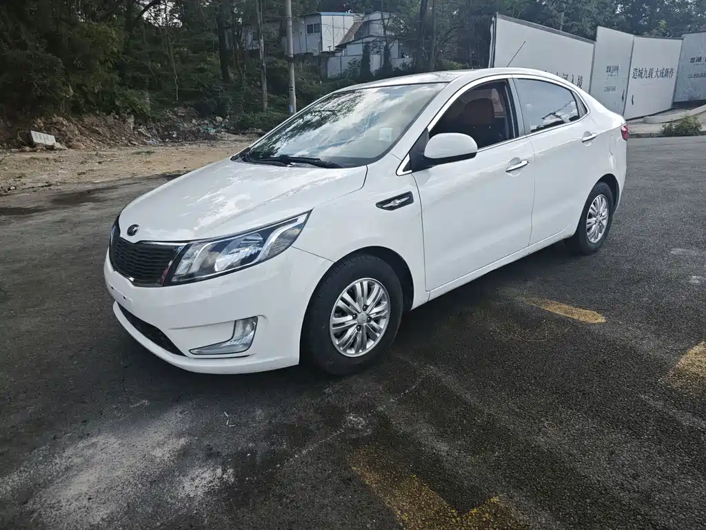 Kia K2