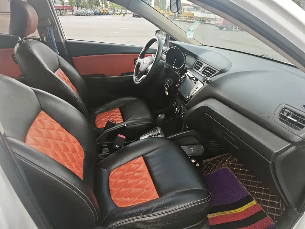 Kia K2