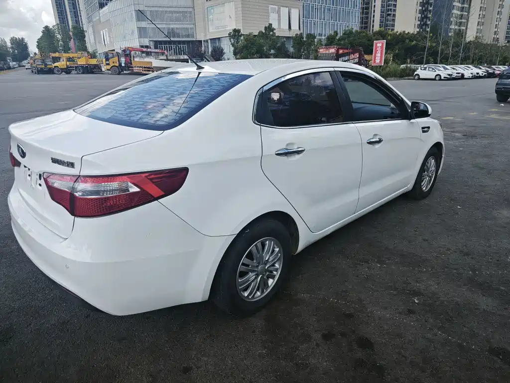 Kia K2