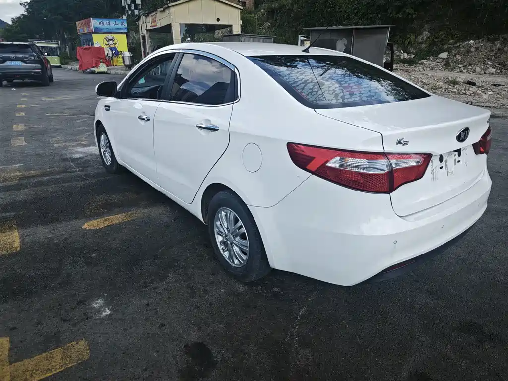 Kia K2