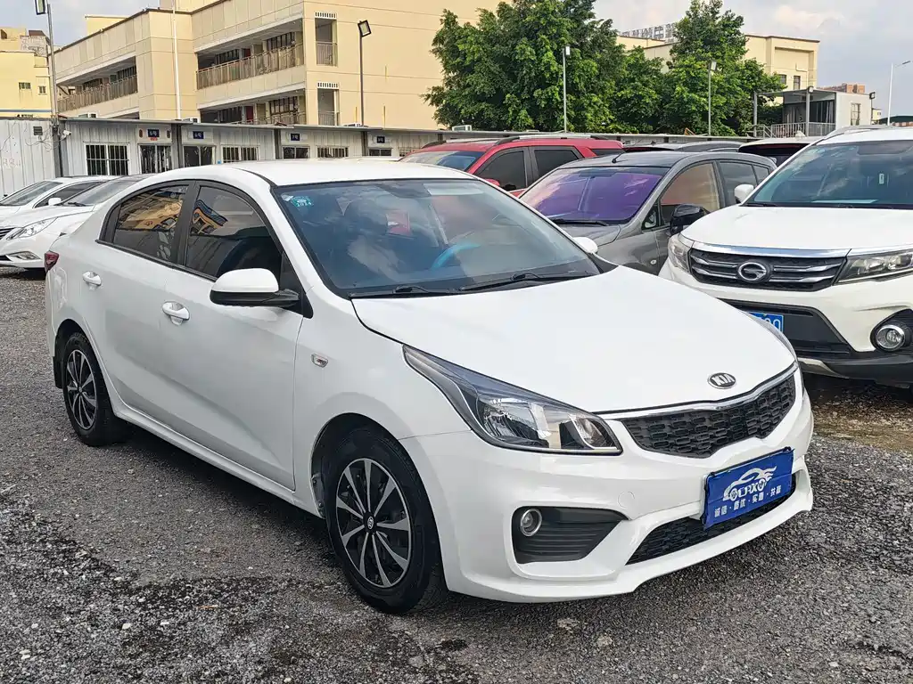 Kia K2
