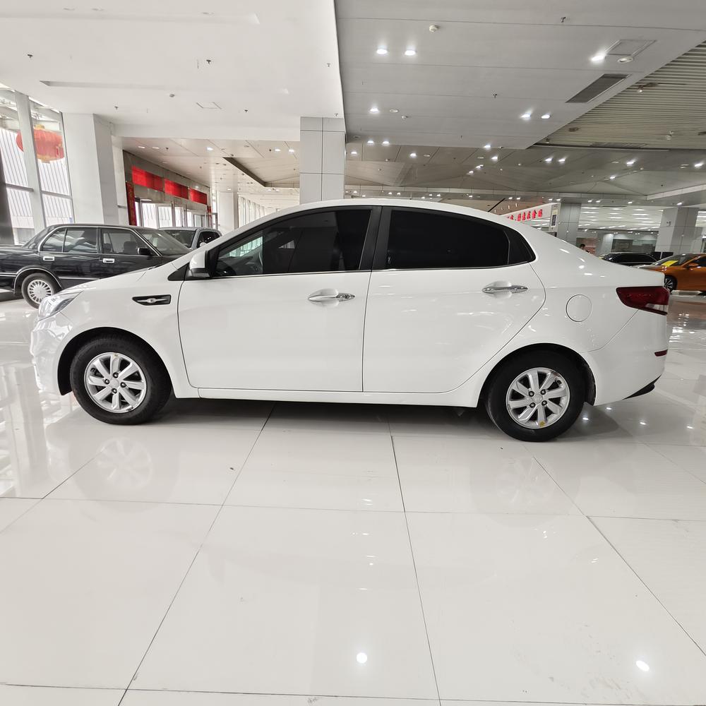 Kia Kia K2