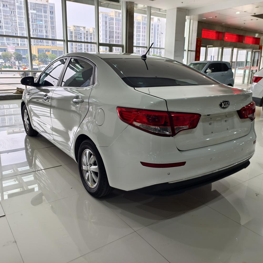Kia Kia K2