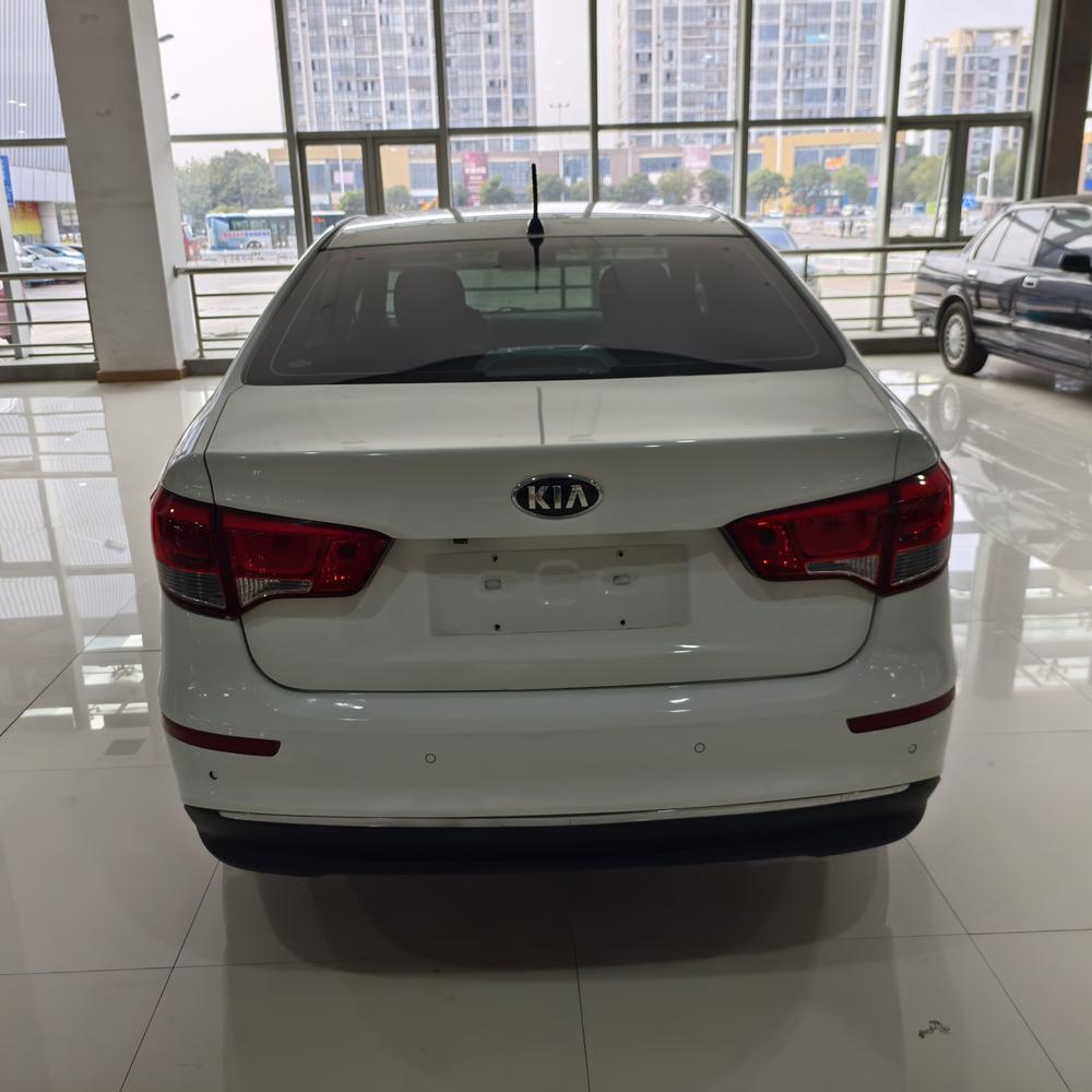 Kia Kia K2
