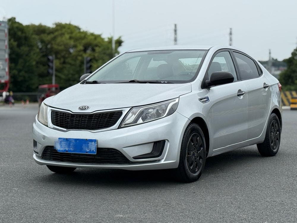 Kia Kia K2