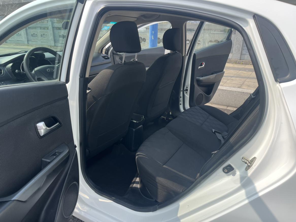Kia Kia K2