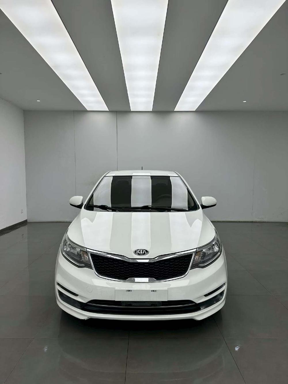 Kia Kia K2
