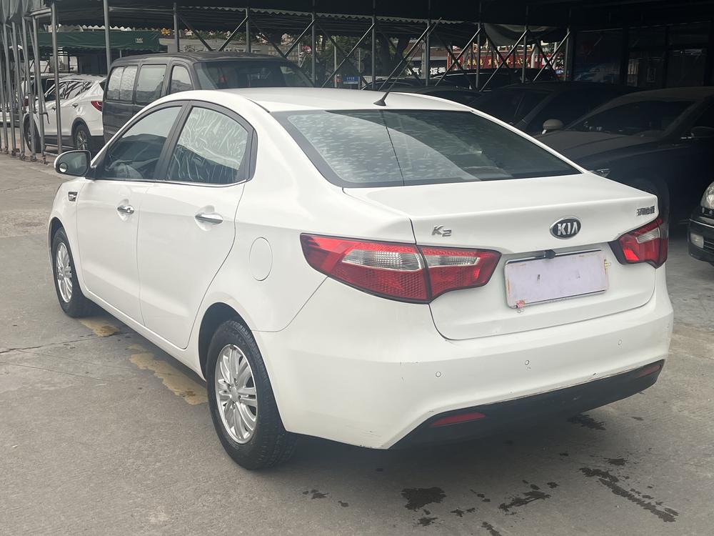 Kia Kia K2