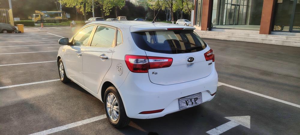 Kia Kia K2