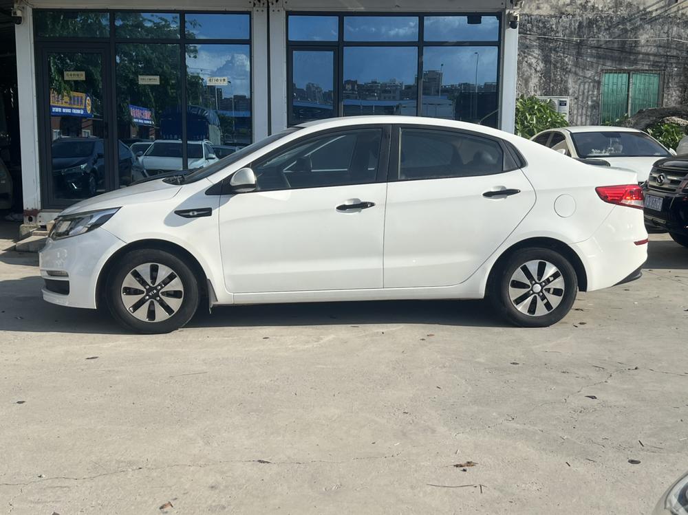 Kia Kia K2