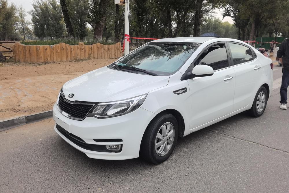 Kia Kia K2