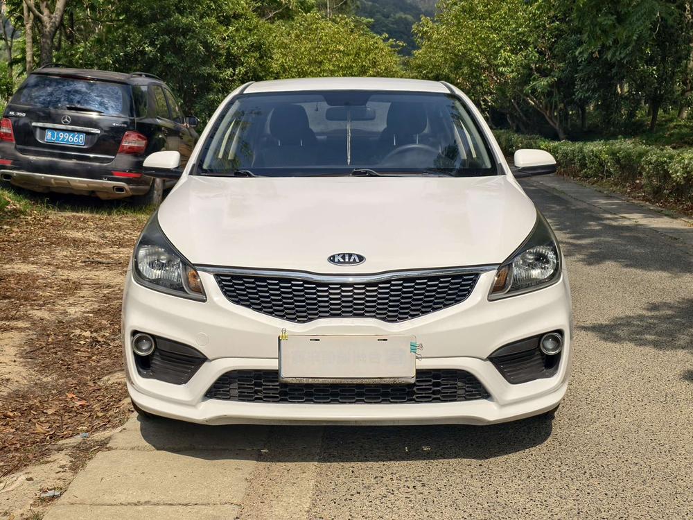 Kia Kia K2