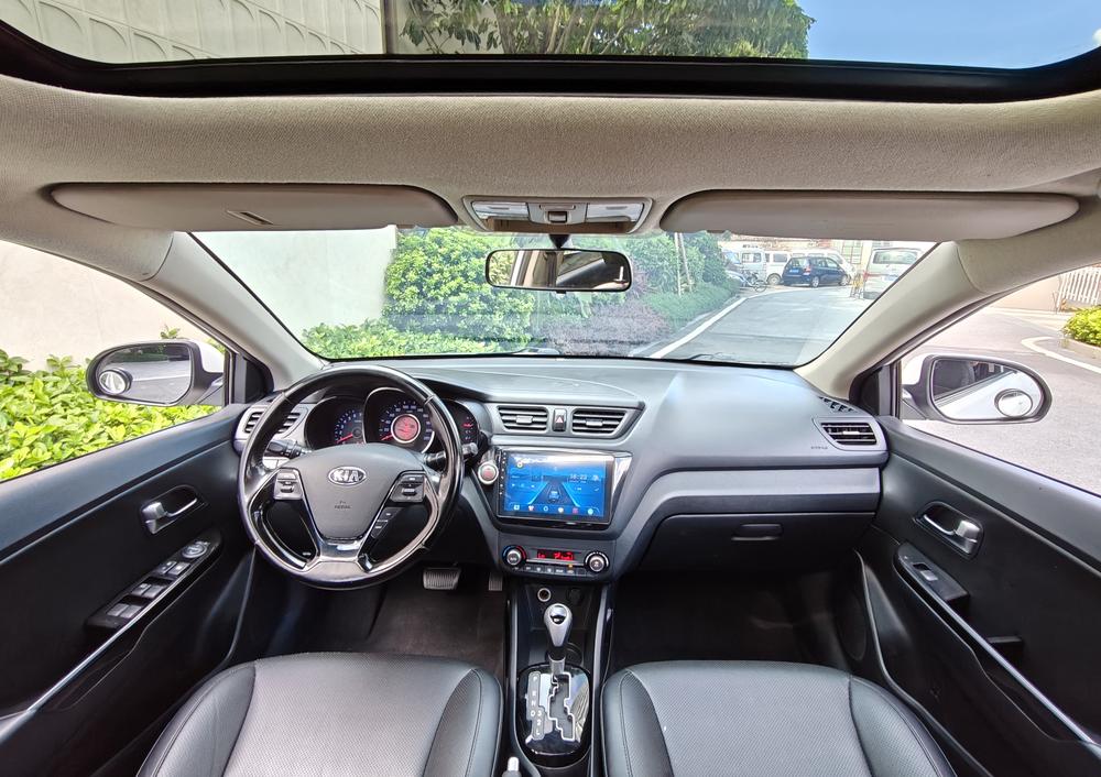 Kia Kia K2