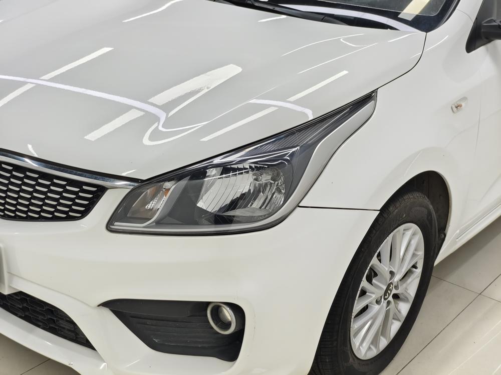 Kia Kia K2