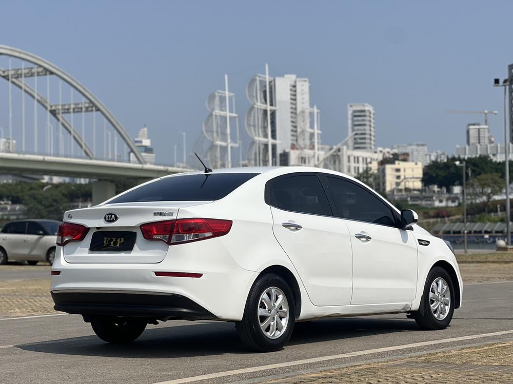 Kia Kia K2