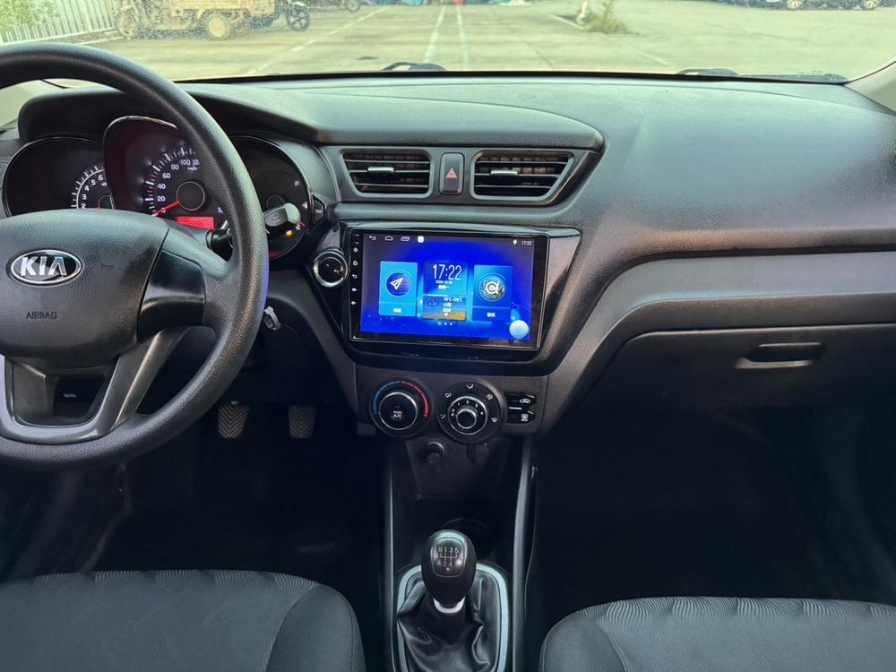 Kia Kia K2