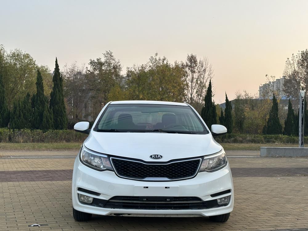 Kia Kia K2